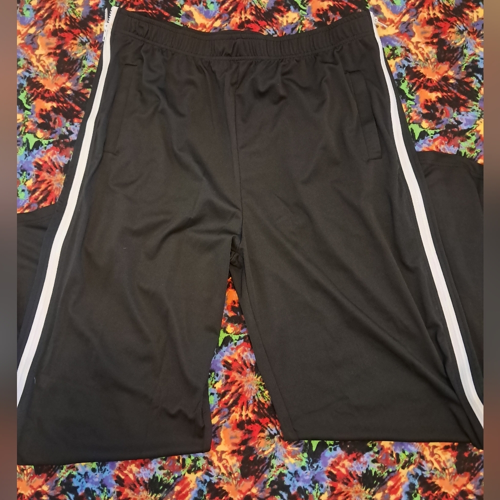 NWOT Deyeek Black Zip Away Pants
